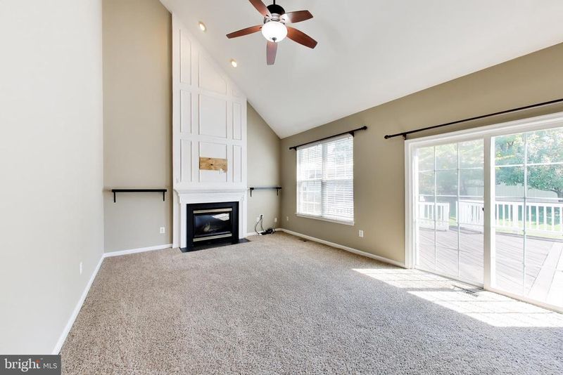 21466 Plymouth Pl, Ashburn, VA 20147