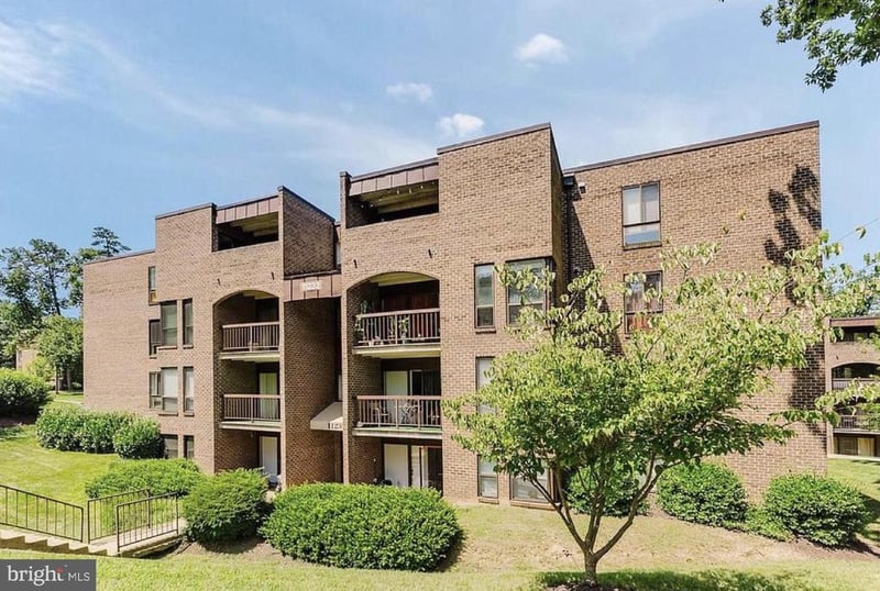 11232 Chestnut Grove Sq #135, Reston, VA 20190