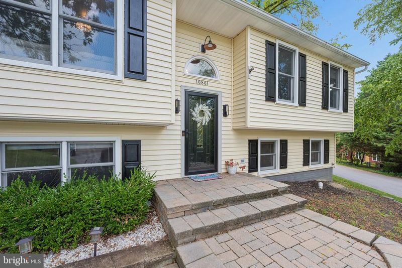 10801 N Glade Ct, New Market, MD 21774