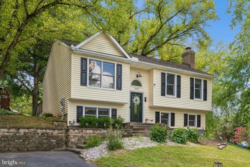 10801 N Glade Ct, New Market, MD 21774