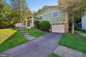 6501 Pyle Rd, Bethesda, MD 20817