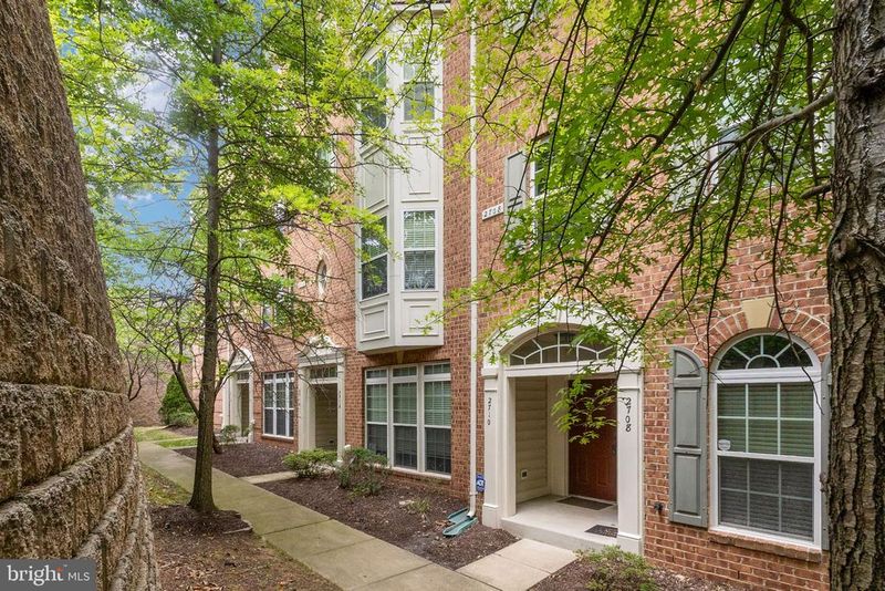 2714 Sheffield Hill Way, Woodbridge, VA 22191