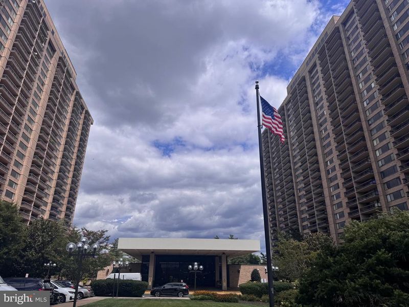 3705 S George Mason Dr #1614S, Falls Church, VA 22041