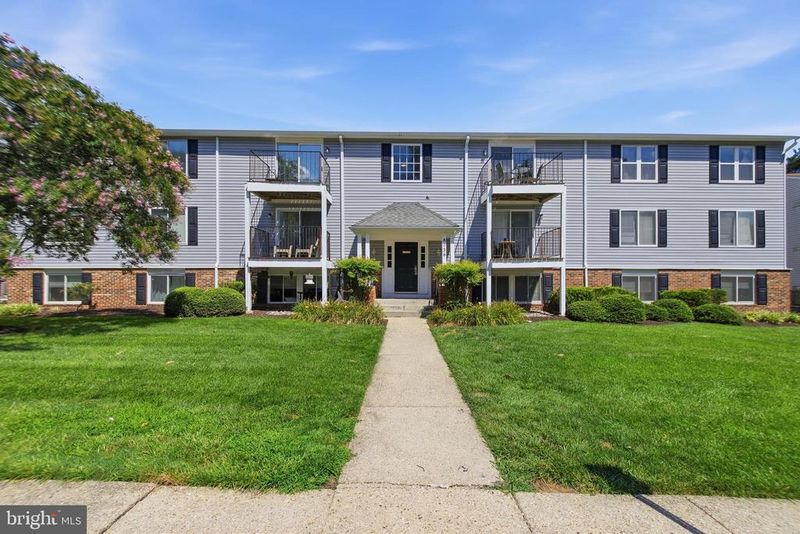 8036 Abbey Ct #K, Pasadena, MD 21122