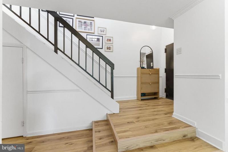 11260 Chestnut Grove Sq #337, Reston, VA 20190