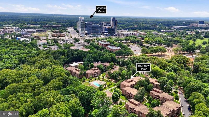 11260 Chestnut Grove Sq #337, Reston, VA 20190