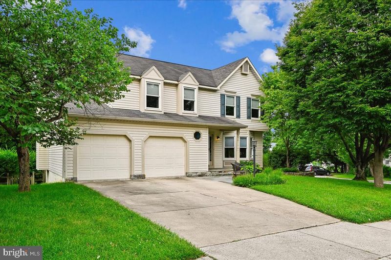 8595 Wheatfield Way, Ellicott City, MD 21043