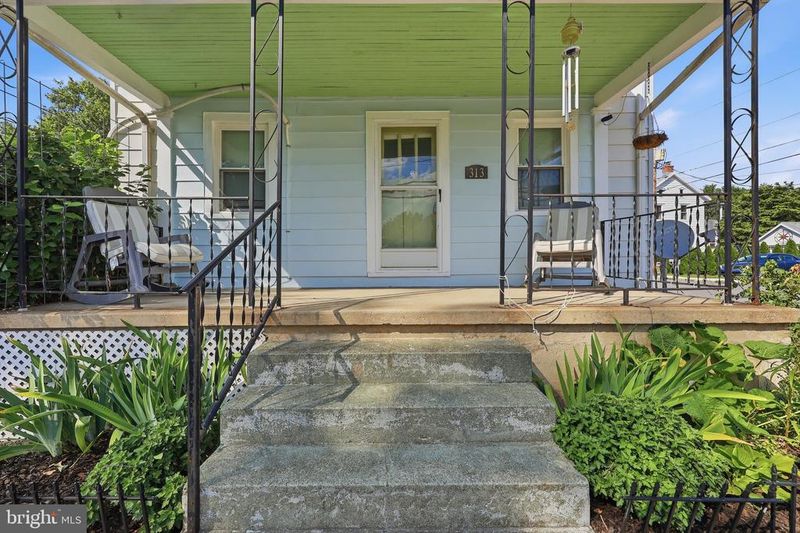 313 E Main St, Thurmont, MD 21788
