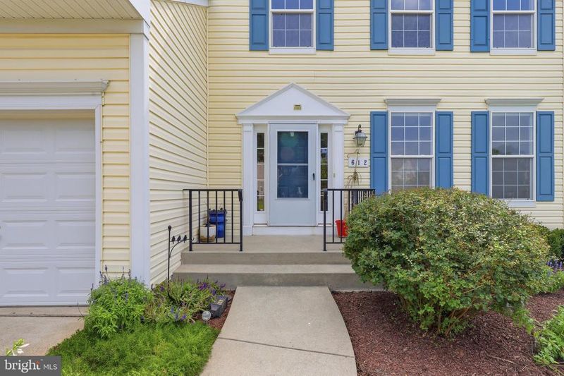 612 Bushytail Dr, Frederick, MD 21703
