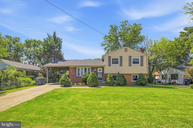 10109 Lomond Dr, Manassas, VA 20109