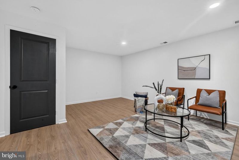 822 Wheeler Hill Dr SE, Washington, DC 20032