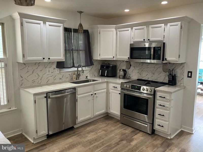 1129 Lakeview Dr, Stafford, VA 22556