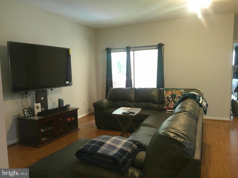 50 Sandstone Ct #G, Annapolis, MD 21403