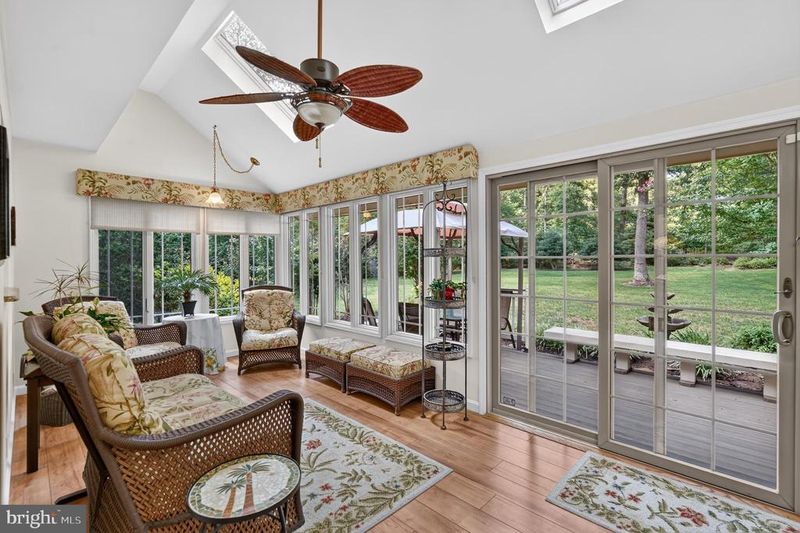 110 Amesbury Ct, Severna Park, MD 21146