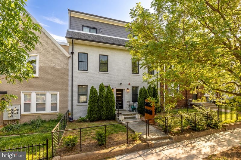 1120 Penn St NE #2, Washington, DC 20002