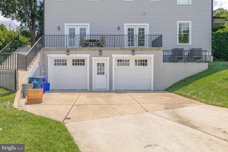 4917 Bayard Blvd, Bethesda, MD 20816