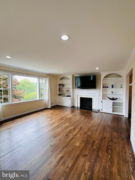3508 Woodside Rd, Alexandria, VA 22310
