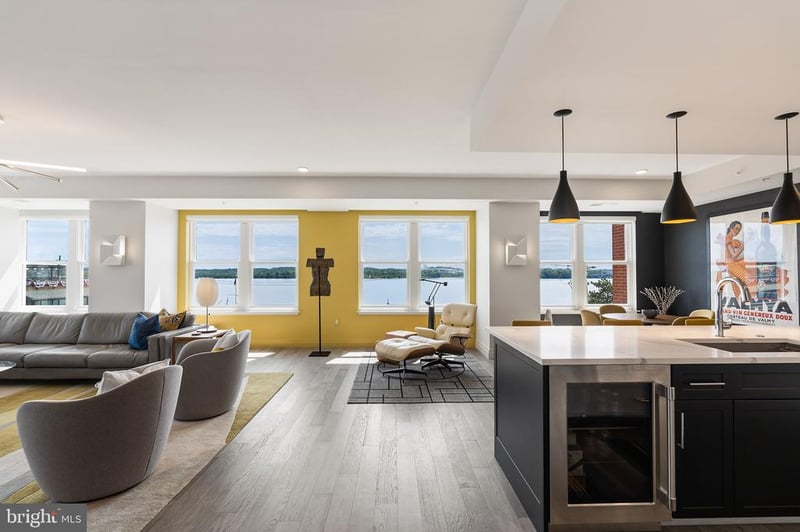 225 Strand St #401, Alexandria, VA 22314