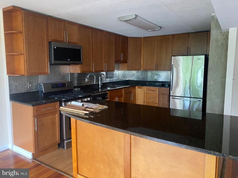 1836 Metzerott Rd #707, Hyattsville, MD 20783