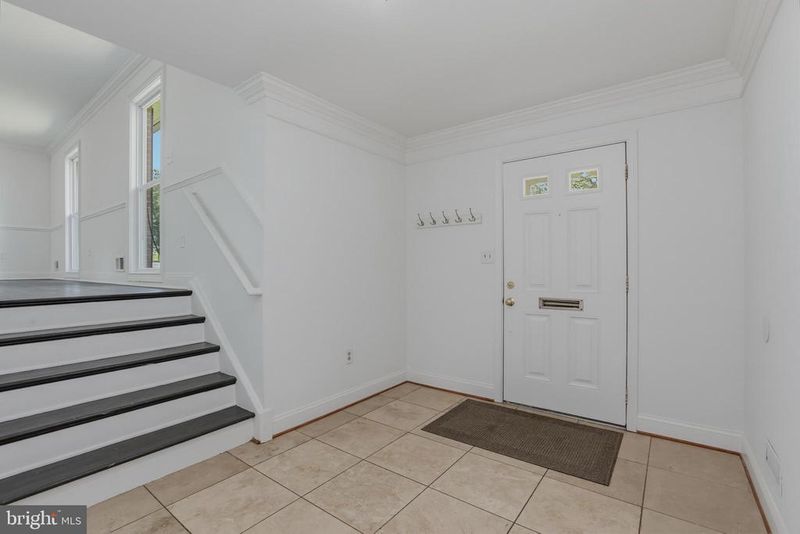 4700 Bel Pre Rd, Rockville, MD 20853