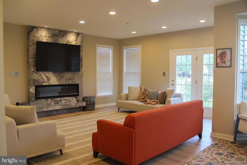 13909 Chadsworth Ter, Laurel, MD 20707