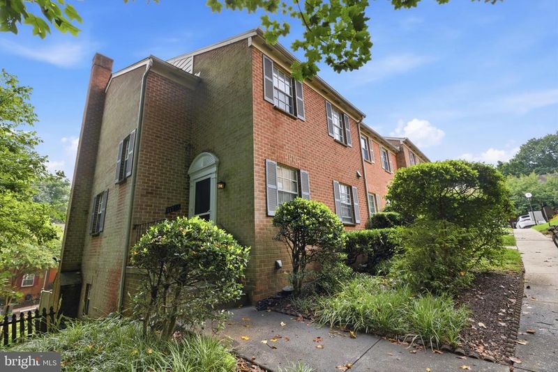 11756 Carriage House Dr #1, Silver Spring, MD 20904