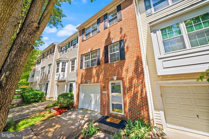 510 Sparkleberry Ter NE, Leesburg, VA 20176