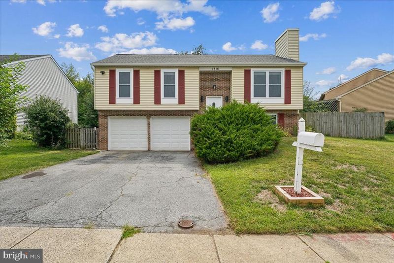1315 Danberry Dr, Frederick, MD 21703