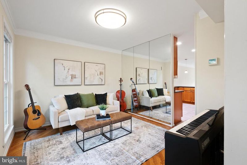 8141 Sea Water Pa, Columbia, MD 21045