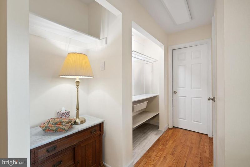8141 Sea Water Pa, Columbia, MD 21045