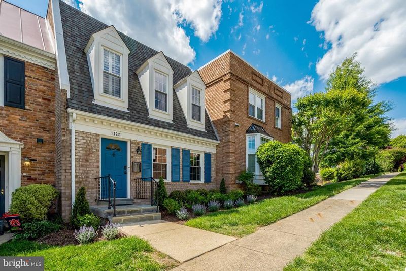 1122 Kensington Rd, Mclean, VA 22101