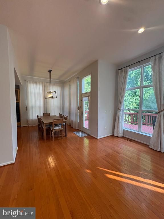 3024 Mainstone Dr, Fairfax, VA 22031