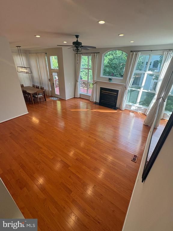 3024 Mainstone Dr, Fairfax, VA 22031