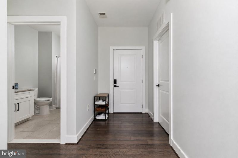 11200 Reston Station Blvd #208, Reston, VA 20190