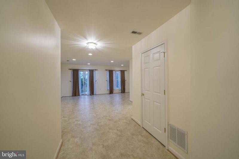 2574 Carrington Way, Frederick, MD 21702