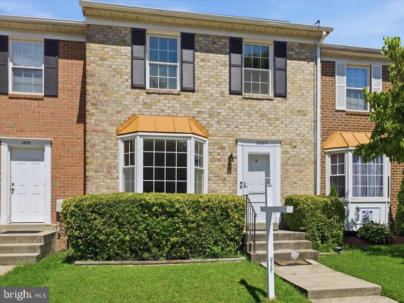 1207 Knoll Mist Ln, Gaithersburg, MD 20879