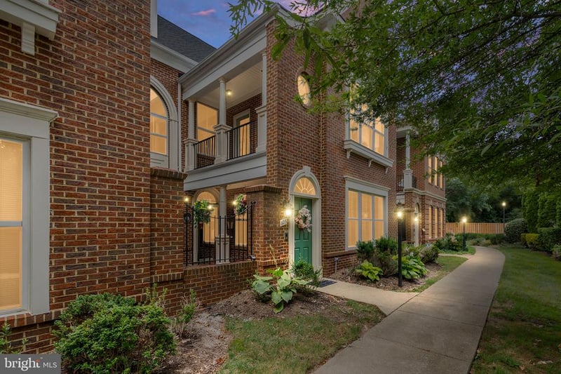 8605 Liberty Trl, Manassas, VA 20110