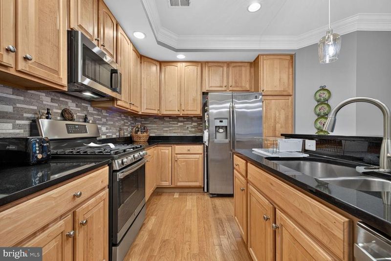 9512 Hyde Pl #9512, Frederick, MD 21704