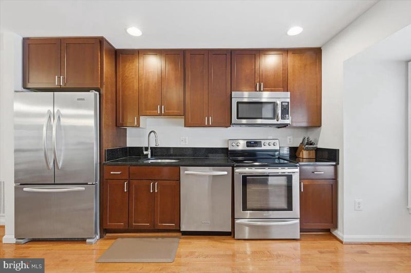 4902 Cloister Dr, North Bethesda, MD 20852