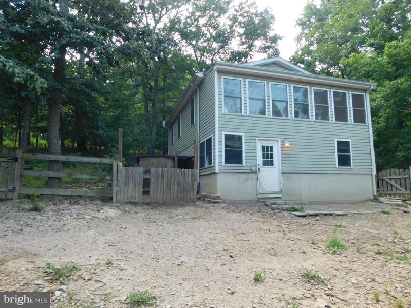 155 Gary Ln, Front Royal, VA 22630