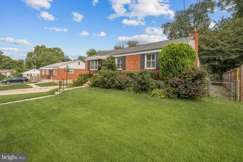 11809 Timber Ln, Rockville, MD 20852