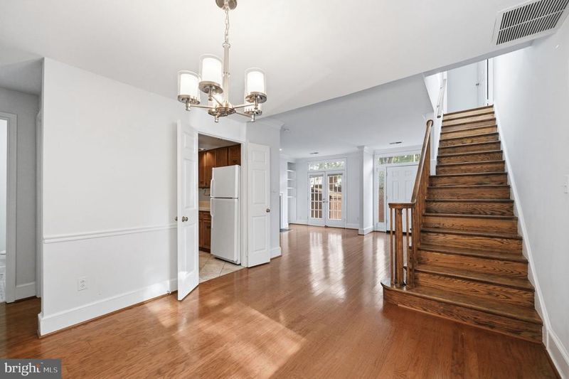 4100 11th St N, Arlington, VA 22201