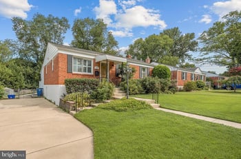 11809 Timber Ln, Rockville, MD 20852