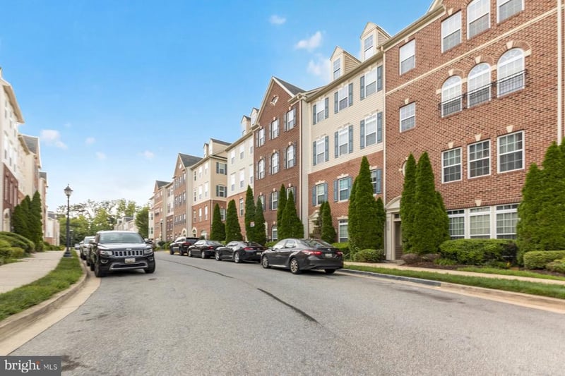 5774 Virginia Ln #64, Oxon Hill, MD 20745