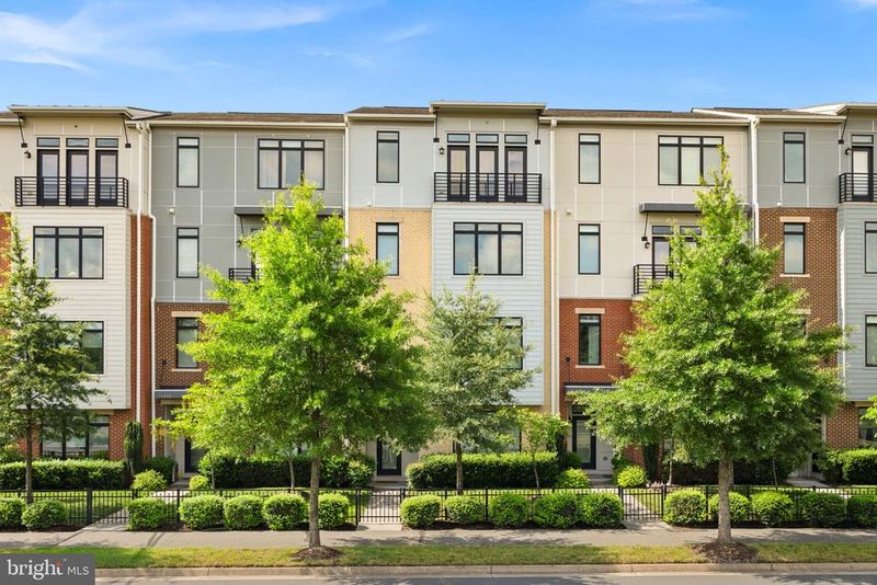 1518 Ribbon Limestone Ter SE, Leesburg, VA 20175