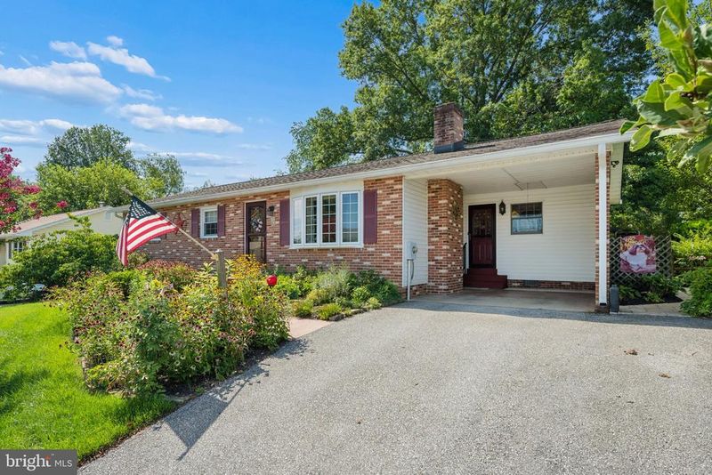 216 Glade Blvd, Walkersville, MD 21793