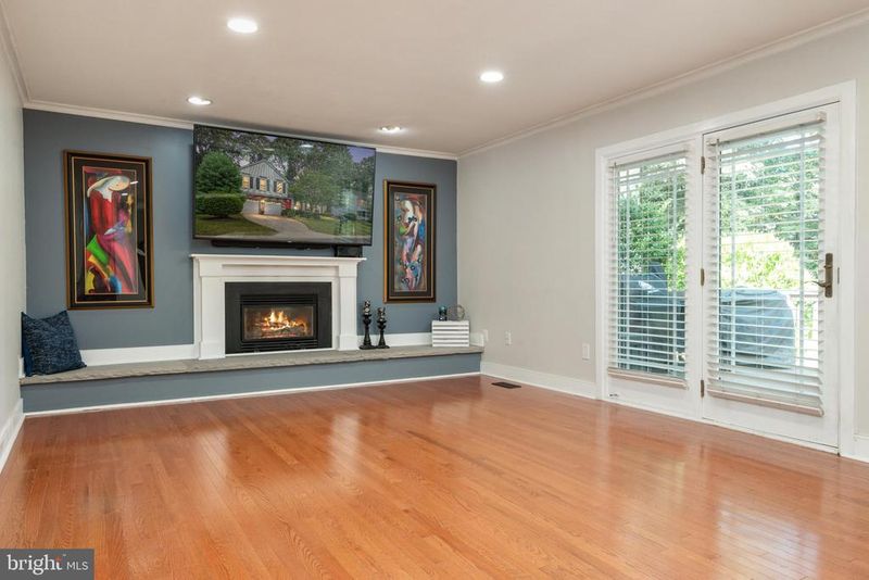 750 Live Oak Dr, Millersville, MD 21108
