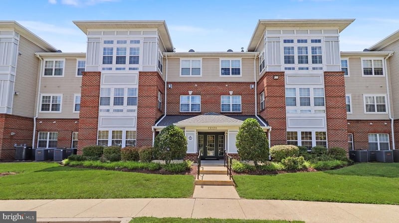 13220 Fox Bow Dr #104, Upper Marlboro, MD 20774
