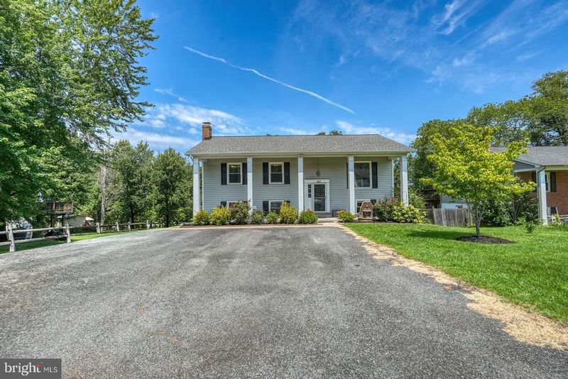 103 Erin Dr, Stafford, VA 22556