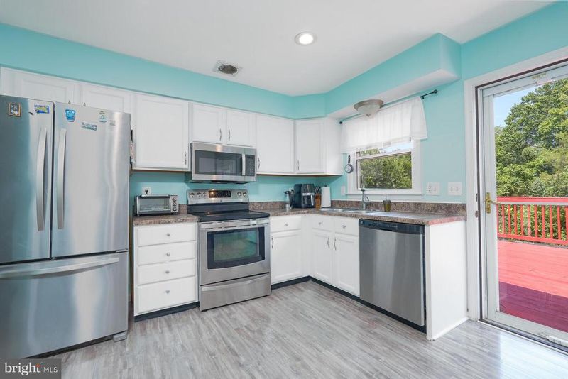 103 Erin Dr, Stafford, VA 22556